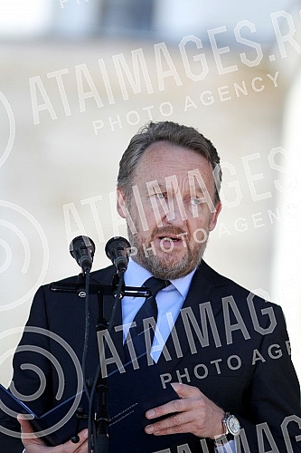 The ceremony of the renewed Ferhat Pasha mosque (Ferhadija) in Banja Luka, demolished 7 May 1993 during the war in BiH.Ceremonija svecanog otvaranja obnovljene Ferhat-pasine dzamije (Ferhadija) u Banja Luci, srusene 7. maja 1993. tokom rata u BiH. 