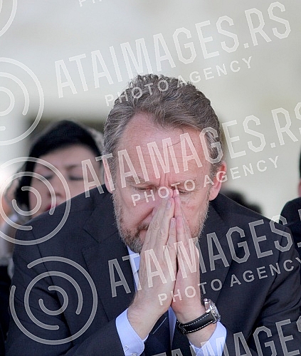 The ceremony of the renewed Ferhat Pasha mosque (Ferhadija) in Banja Luka, demolished 7 May 1993 during the war in BiH.Ceremonija svecanog otvaranja obnovljene Ferhat-pasine dzamije (Ferhadija) u Banja Luci, srusene 7. maja 1993. tokom rata u BiH. 