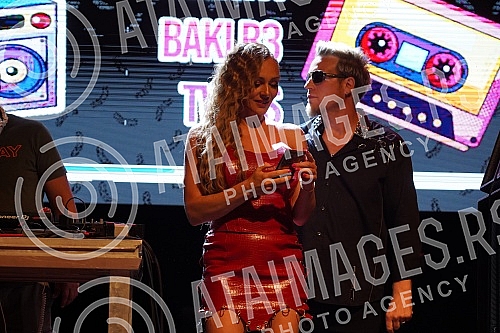 The first edition of the Belgrade festival I love the nineties was held in the atrium of the Belgrade Fair.Prvo izdanje beogradskog festivala Ja volim devedesete odrzan je u atrijumu Beogradskog sajma.