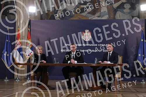 A press conference of the President of the Republic of Serbia, Aleksandar Vucic, was held in the Presidency of Serbia.U Predsednistvu Srbije odrzana konferencija za novinare predsednika Republike Srbije Aleksandra Vucica.