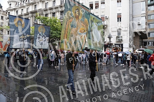 277 in a row Litija through the center of Belgrade for the Salvation of occupied Serbia from all kinds of betrayal and anti-national actions, passes through Knez Mihailova Street.277 po redu Litija centrom Beograda za Spas okupirane Srbije od svih 