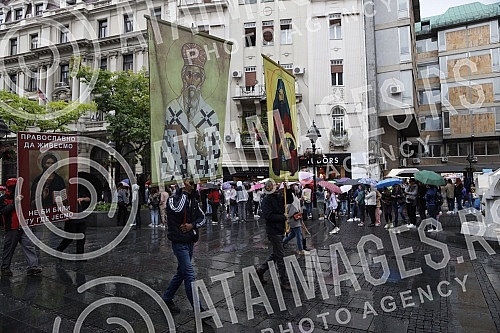277 in a row Litija through the center of Belgrade for the Salvation of occupied Serbia from all kinds of betrayal and anti-national actions, passes through Knez Mihailova Street.277 po redu Litija centrom Beograda za Spas okupirane Srbije od svih 