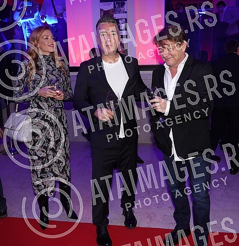 The celebration on the occasion of the incredible success of the film TOMA, more than a million spectators was held at the Yugoslav Cinematheque, and on that occasion the producers and authors were awarded the Yugoslav Cinematheque.Proslava povodom