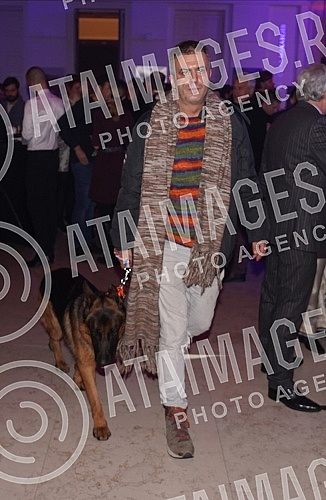 The celebration on the occasion of the incredible success of the film TOMA, more than a million spectators was held at the Yugoslav Cinematheque, and on that occasion the producers and authors were awarded the Yugoslav Cinematheque.Proslava povodom