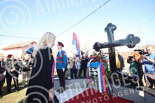 In Sijekovac near Brod, 30 years have been marked since the horrific crime against the Serbian people, committed by Croatian forces, a memorial service was held in the Church of the Holy Great Martyr Mary of Fire, and then wreaths were laid.U Sijek