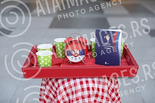 Let's awaken the judiciary with a performance in front of the Palace of Justice, association for the Protection of constitutionality and legality 