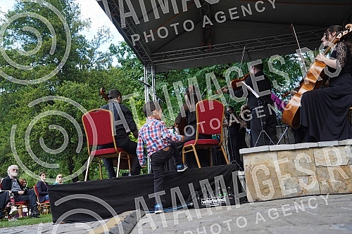 The Muzikon orchestra and Stefan Milenkovic held a 