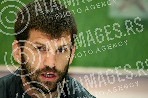 Press conference by Nikola Sjekloca, professional boxer held in press center of Crvena zvezda.Pres konferencija Nikole Sjekloce, profesionalnog boksera odrzana u pres centru SD Crvena zvezda.