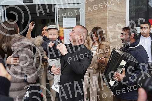 Municipal wedding of Marko Trajkovic, another singer Radisa Trajkovic Djanija.Opstinsko vencanje Marka Trajkovica, drugog sia pevaca Radise Trajkovica Djanija.