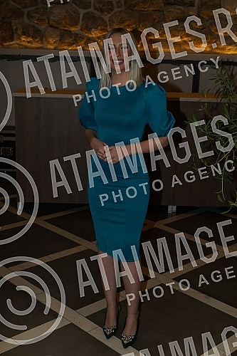 Singer Katarina Grujic and football player Marko Gobeljic became the parents of daughter Katja yesterday, and on that happy occasion, a celebration was held tonight at the Topciderac restaurant.