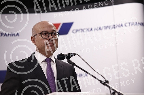 Milos Vucevic addressed the media after the meeting of the Main Board of the Serbian Progressive Party.Milos Vucevic obratio se medijima posle sednice Glavnog odbora Srpske napredne stranke.