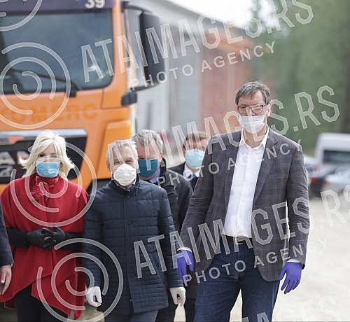 The President of the Republic of Serbia, Aleksandar Vucic, visited the works on the construction of the Belgrade-Budapest express railway (Stara Pazova-Novi Sad section).Predsednik Republike Srbije Aleksandar Vucic obisao je radove na izgradnji brze