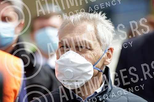 The President of the Republic of Serbia, Aleksandar Vucic, visited the works on the construction of the Belgrade-Budapest express railway (Stara Pazova-Novi Sad section).Predsednik Republike Srbije Aleksandar Vucic obisao je radove na izgradnji brze