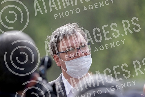 The President of the Republic of Serbia, Aleksandar Vucic, visited the works on the construction of the Belgrade-Budapest express railway (Stara Pazova-Novi Sad section).Predsednik Republike Srbije Aleksandar Vucic obisao je radove na izgradnji brze