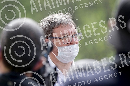 The President of the Republic of Serbia, Aleksandar Vucic, visited the works on the construction of the Belgrade-Budapest express railway (Stara Pazova-Novi Sad section).Predsednik Republike Srbije Aleksandar Vucic obisao je radove na izgradnji brze