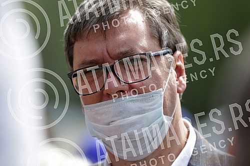 The President of the Republic of Serbia, Aleksandar Vucic, visited the works on the construction of the Belgrade-Budapest express railway (Stara Pazova-Novi Sad section).Predsednik Republike Srbije Aleksandar Vucic obisao je radove na izgradnji brze