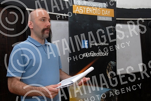 Konferencija za medije povodom dana asteroida (30.juna), datum koji obelezava godisnjicu dogadjaja iz 1908. kada je u Sibiru udario najveci asteroid u skorasnjoj istoriji, u beogradskom planetarijumu u organizaciji Discavery tv kanala.