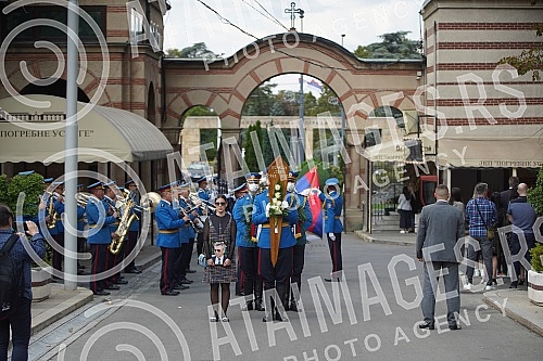 Former President of the Presidency of the SFRY Borisav Jovic was buried in the Alley of Merited Citizens at the New Cemetery in Belgrade, with military and state honors.Nekadasnji predsednik Predsednistva SFRJ Borisav Jovic sahranjen je u Aleji zas