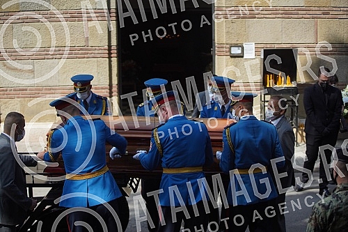 Former President of the Presidency of the SFRY Borisav Jovic was buried in the Alley of Merited Citizens at the New Cemetery in Belgrade, with military and state honors.Nekadasnji predsednik Predsednistva SFRJ Borisav Jovic sahranjen je u Aleji zas