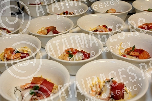 Otkrivanje japanske hrane u Republici Srbiji 2016 odrzano u Crowne plaza u organizaciji ambasade Japana u Srbiji i Ministarstva poljoprivrede, sumarstva i ribarstva Japana.