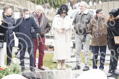 A memorial service on the occasion of the 40th day since the death of Milutin Mrkonjic was held at the New Cemetery.Pomen povodom 40 dana od smrti Milutina Mrkonjica odrzan je na Novom groblju.