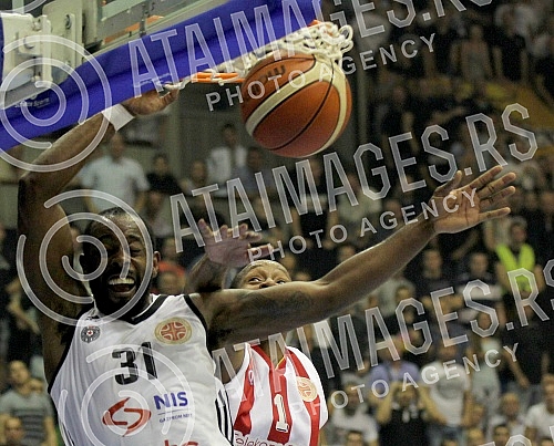 Serbian basketball League (KLS) playoffs final, 4th game, between KK Crvena Zvezda Telekom and KK Partizan NIS played at Aleksandar Nikolic sports hall.Cetvrta utakmica finala plej ofa Kosarkaske Lige Srbije (KLS) izmedju kosarkasa Crvene zvezde Tel