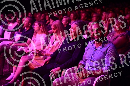 The bard of tambourine music, Zvonko Bogdan, held a concert as part of the July series of Garden Sessions concerts in the Jevremovac Botanical Garden.Bard tamburaske muzike Zvonko Bogdan odrao je koncert u skolpu julske serije Garden Sessions konce