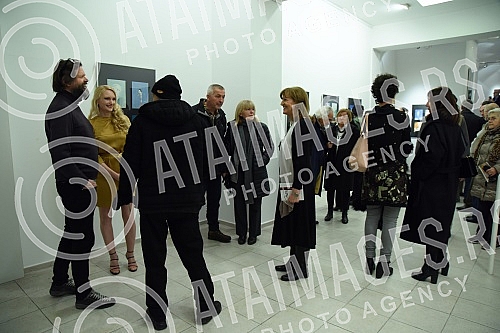 Exhibition of paintings by Helgi Thorgils Fridjonsson in the Chaos Gallery.Izlozba slika Helgi Thorgils Fridjonsson u galeriji Haos 