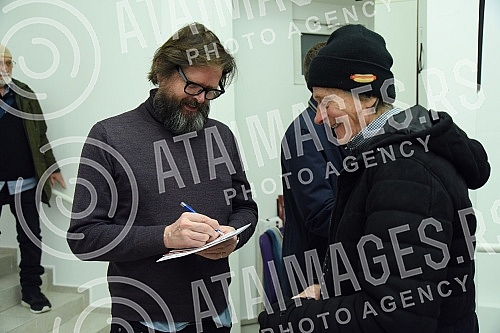 Exhibition of paintings by Helgi Thorgils Fridjonsson in the Chaos Gallery.Izlozba slika Helgi Thorgils Fridjonsson u galeriji Haos 