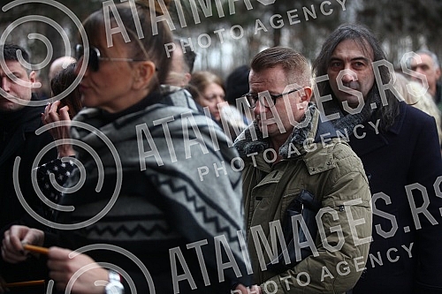 Buried Slavoljub Stavric - Stavre, show business manager in New Bezanijsko cemetery.Sahrana Slavoljuba Stavrica - Stavre, estradnog menadzera na Novom Bezanijskom groblju.