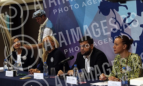 A press conference on the occasion of the 52nd International Meeting of Children of Europe - Festival Joy of Europe 2021, was held in the Atrium of the Children's Cultural Center Belgrade.Konferencija za medije povodom 52. Medjunarodnog susreta dec