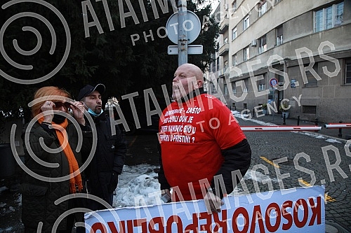 On the fourth anniversary of the murder of Oliver Ivanovic, citizens and opposition leaders gathered in front of the Presidency of the Republic of Serbia, and then went for a walk along the route to the Church of St. Mark under the slogan 
