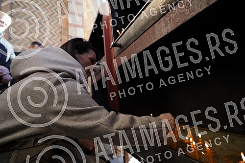 On the fourth anniversary of the murder of Oliver Ivanovic, citizens and opposition leaders gathered in front of the Presidency of the Republic of Serbia, and then went for a walk along the route to the Church of St. Mark under the slogan 