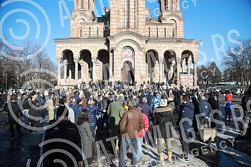 On the fourth anniversary of the murder of Oliver Ivanovic, citizens and opposition leaders gathered in front of the Presidency of the Republic of Serbia, and then went for a walk along the route to the Church of St. Mark under the slogan 