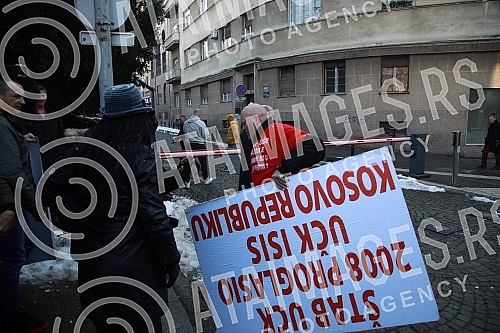 On the fourth anniversary of the murder of Oliver Ivanovic, citizens and opposition leaders gathered in front of the Presidency of the Republic of Serbia, and then went for a walk along the route to the Church of St. Mark under the slogan 