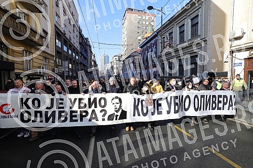 On the fourth anniversary of the murder of Oliver Ivanovic, citizens and opposition leaders gathered in front of the Presidency of the Republic of Serbia, and then went for a walk along the route to the Church of St. Mark under the slogan 