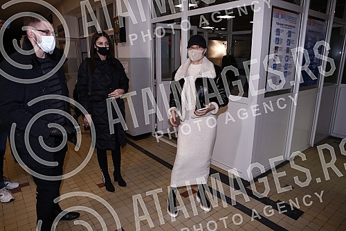 Svetlana Ceca Raznatovic and Anastasia Razantovic went out to vote in the republican referendum on changing the Constitution, in the part related to justice.Svetlana Ceca Raznatovic i Anastasija Razantovic su izasle da glasaju na republickom refere