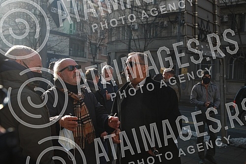 On the fourth anniversary of the murder of Oliver Ivanovic, citizens and opposition leaders gathered in front of the Presidency of the Republic of Serbia, and then went for a walk along the route to the Church of St. Mark under the slogan 
