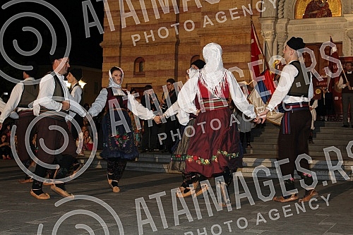Opening ceremony of Dukat fest held in Banja Luka in front of temlp of Hrista Spasitelja.Svecana ceremonija otvaranja Dukat festa odrzana u Banja Luci ispred Hrama Hrista Spasitelja.