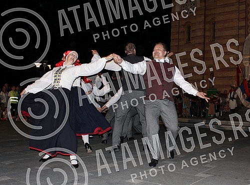 Opening ceremony of Dukat fest held in Banja Luka in front of temlp of Hrista Spasitelja.Svecana ceremonija otvaranja Dukat festa odrzana u Banja Luci ispred Hrama Hrista Spasitelja.