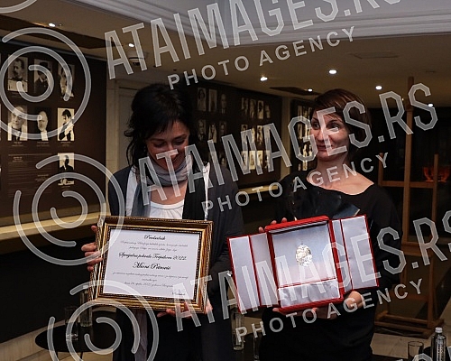Recognitions of the Association of Professional Ballet Dancers, Choreographers and Ballet Educators of Serbia (PUBS) for 2022 were awarded - the Terpsihora Award and a special commendation.Dodeljena su priznanja Udruzenja profesionalnih baletskih i