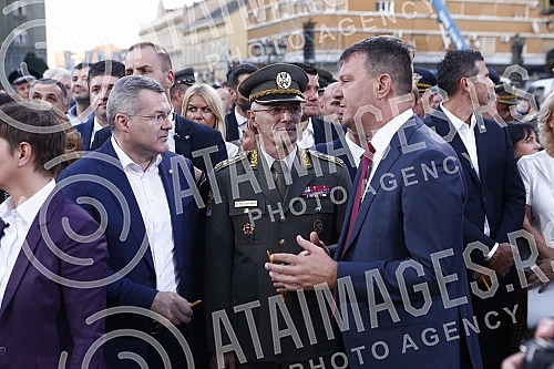 The state manifestation dedicated to the memory of all martyred and exiled Serbs on the occasion of the 27th anniversary of the military action Storm, this year was held in Novi Sad on Freedom Square.Drzavna manifestacija posvecena secanju na sve st