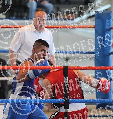 Polufinalni mecevi (drugi dan) 52. Beogradskog pobednika u amaterskom boksu odrzanog u Hali Pinki u Zemunu