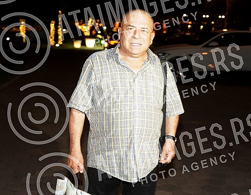 Saban Saulic's grandson, Anderlecht football player Luka Adzic and his wife Aleksandra became parents yesterday, and tonight a celebration was organized in the Topciderac restaurant on the occasion of Lana Adzic's birth.Unuk Sabana Saulica, fudbale