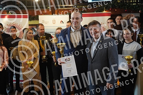 The Shooting Association of Serbia held a solemn proclamation of the most successful shooters, coaches and clubs of Serbia for 2021 in the cafe-restaurant 