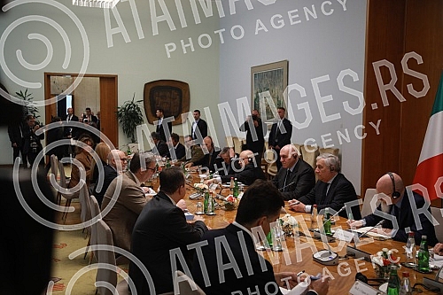 Aleksandar Vucic, met with the Italian Ministers Antonio and Guido Crosetto.Aleksandar Vucic sastao se sa italijanskim ministrima Antonijom Tajanijem i Gvidom Krozetoom.