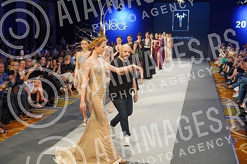 Zvonko Markovic fashion show powered by ASUS was held as part of the 34th Zepter Fashion Selection at the Hyatt Hotel.U sklopu 34. Zepter Fashion Selectiona u hotelu Hyatt odrzana je modna revija Zvonko Markovic powered by ASUS.