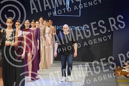 Zvonko Markovic fashion show powered by ASUS was held as part of the 34th Zepter Fashion Selection at the Hyatt Hotel.U sklopu 34. Zepter Fashion Selectiona u hotelu Hyatt odrzana je modna revija Zvonko Markovic powered by ASUS.