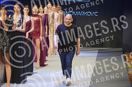 Zvonko Markovic fashion show powered by ASUS was held as part of the 34th Zepter Fashion Selection at the Hyatt Hotel.U sklopu 34. Zepter Fashion Selectiona u hotelu Hyatt odrzana je modna revija Zvonko Markovic powered by ASUS.