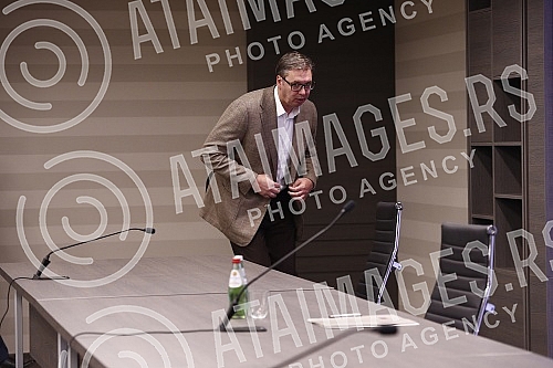 Address by Aleksandar Vucic after the session of the Presidency of the Serbian Progressive Party.Obracanje Aleksandra Vucica posle sednice Predsednistva Srpske napredne strane .